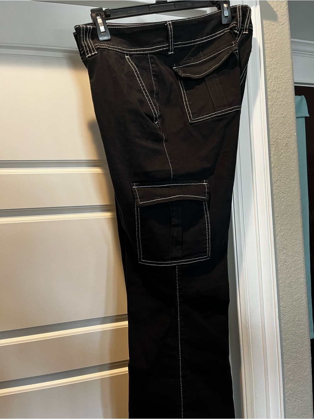 YMI Black Wide-Leg Cargo Jeans with White Contrast Stitching